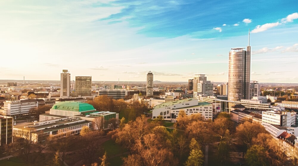 BBRecruiting Personalberatung Essen begleitet Sie gern dabei die richtigen Fach- und Führungskräfte für Ihr Unternehmen zu finden. Am besten rufen Sie uns gleich an oder senden uns eine Email.