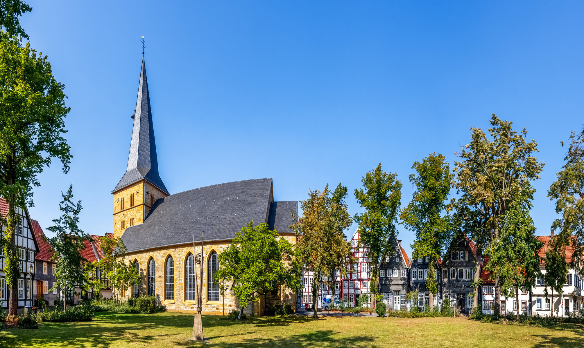 BBRecruiting Personalberatung Gütersloh unterstützt Sie und Ihr Unternehmen dabei die passenden Fach- und Führungskräfte für Ihr Unternehmen zu rekrutieren.