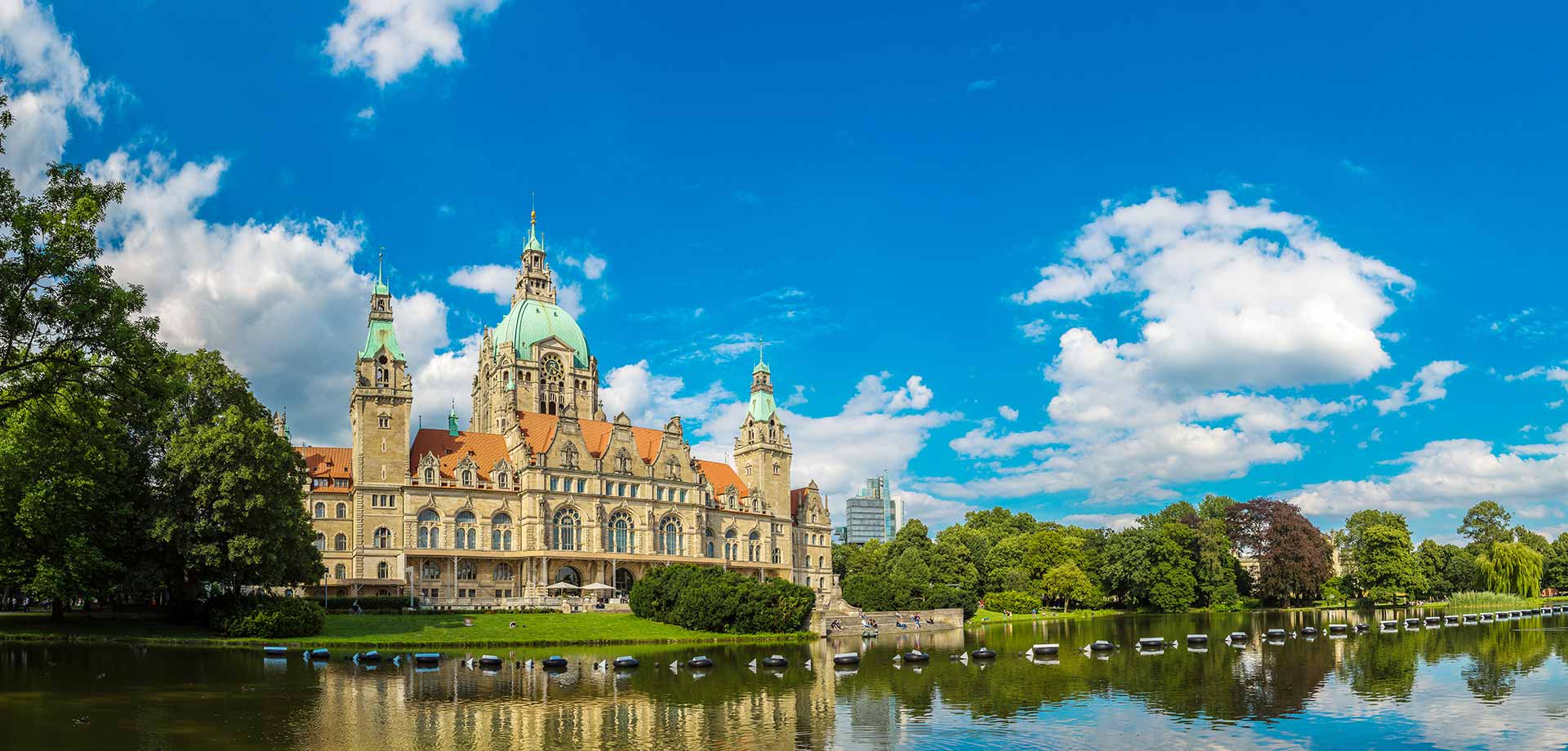 BBRecruiting Personalberatung Hannover unterstützt Sie und Ihr Unternehmen dabei die passenden Fach- und Führungskräfte für Ihr Unternehmen zu rekrutieren.