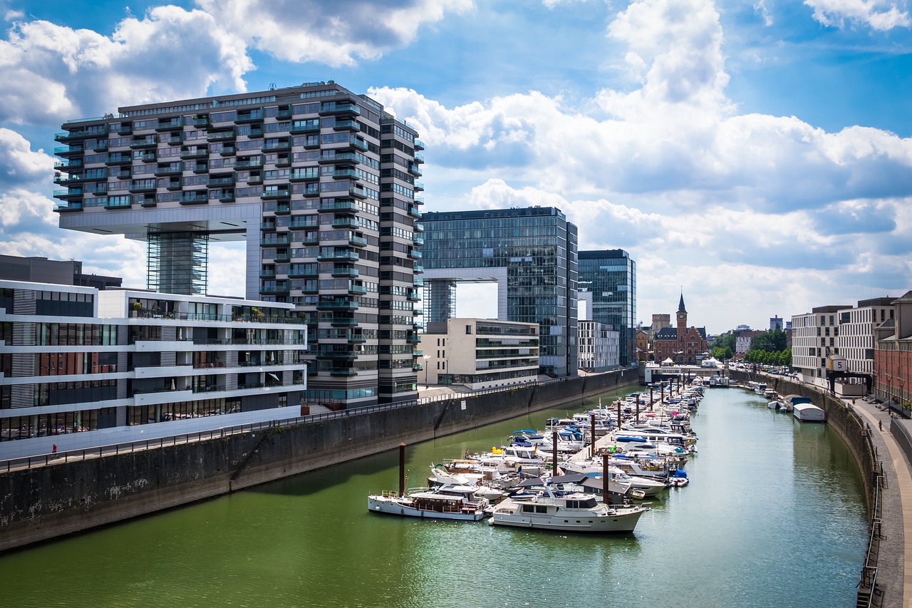 BBRecruiting Personalberatung Köln unterstützt Sie und Ihr Unternehmen dabei die passenden Fach- und Führungskräfte für Ihr Unternehmen zu rekrutieren.